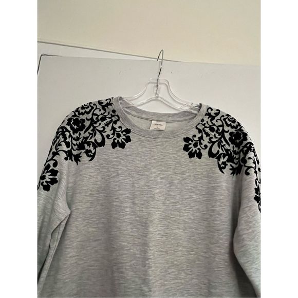 Soma Flocked Layered Look Sweatshirt size small grey - Picture 7 of 8